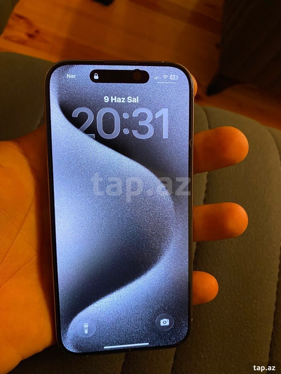 Apple iPhone 15 Pro Natural Titanium 128GB/8GB (2)