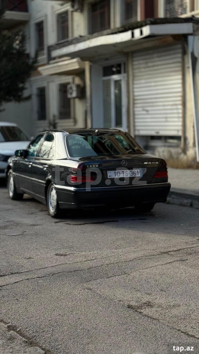 Mercedes 200, 1994 il (10)