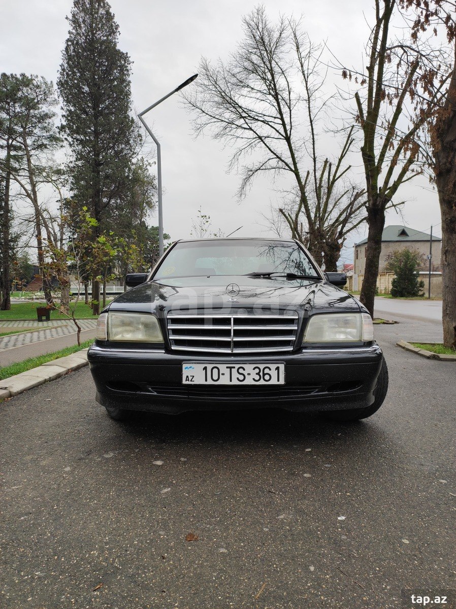Mercedes 200, 1994 il (8)