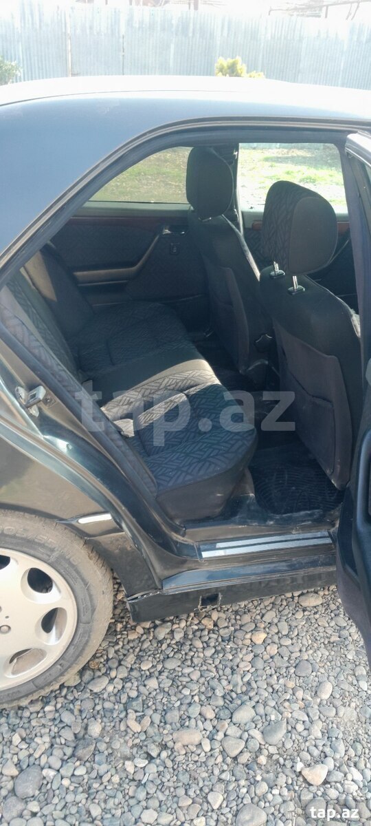 Mercedes C 200, 1995 il (6)