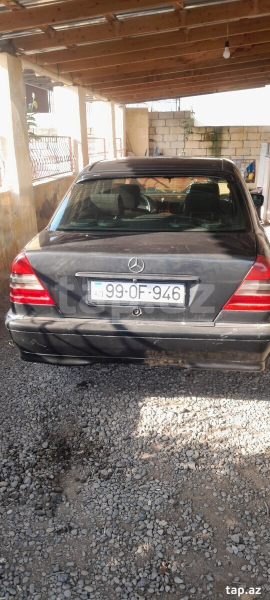 Mercedes C 200, 1995 il (11)