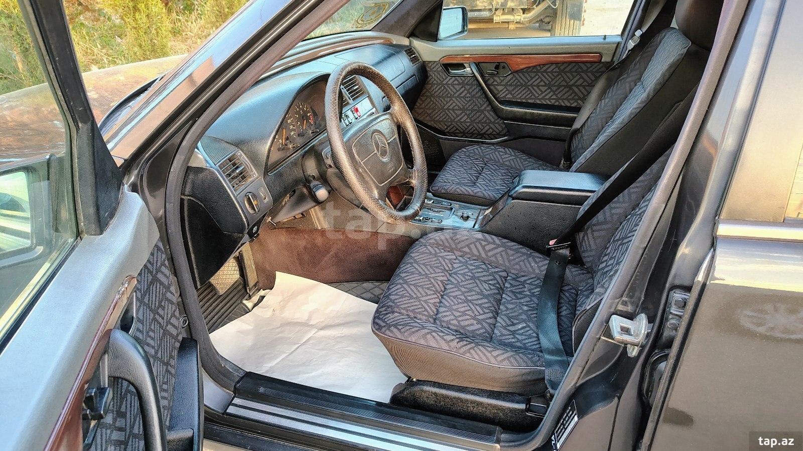 Mercedes C 220, 1994 il (16)