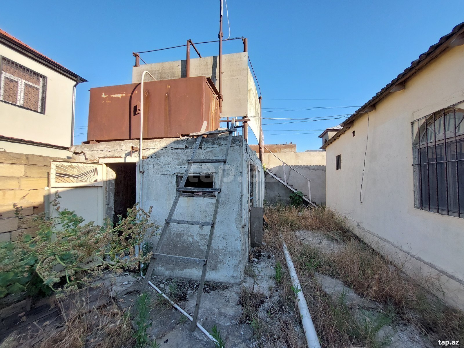 Həyət evi, Hövsan qəs. (9)