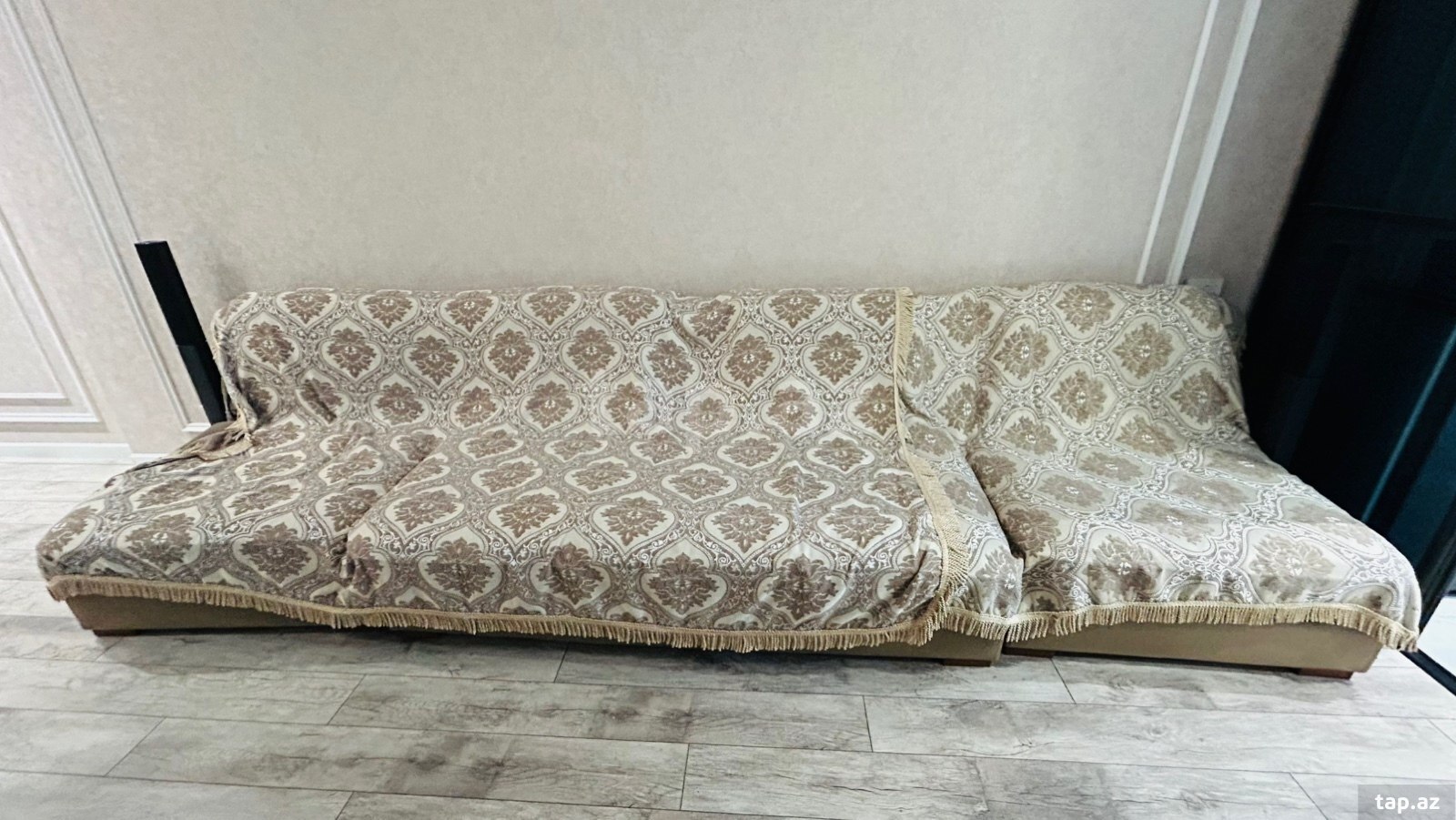 Künc divan (3)
