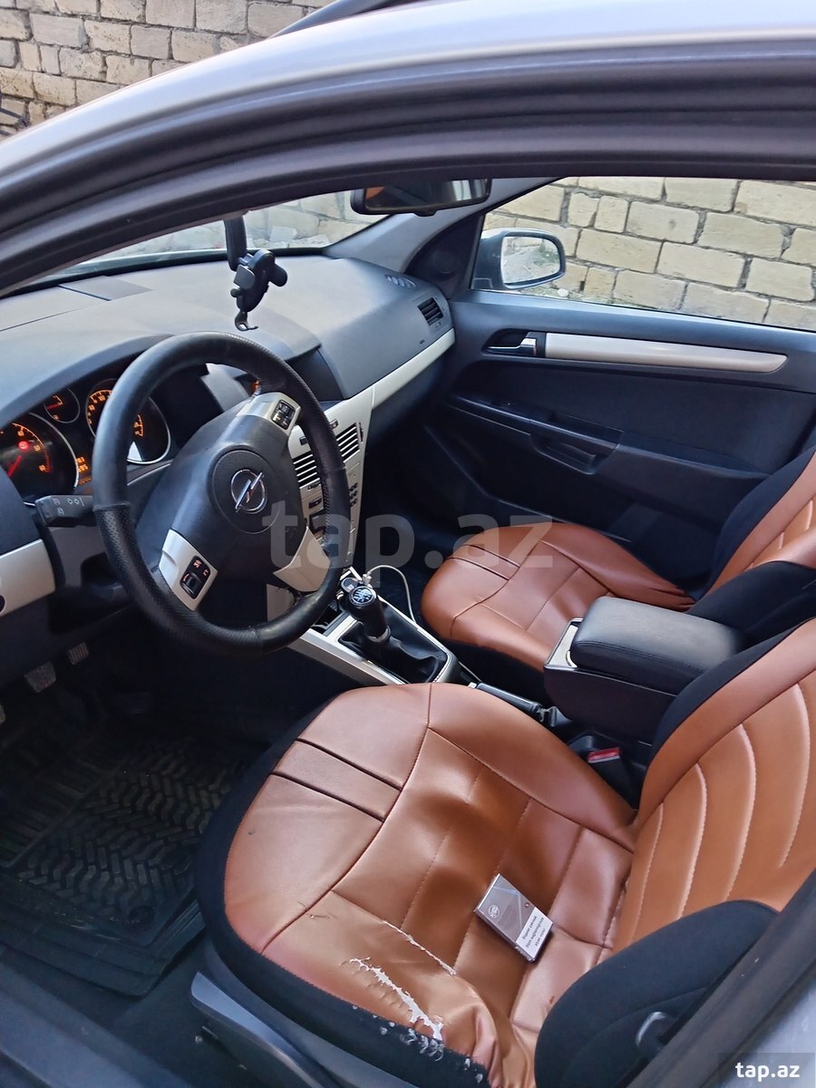 Opel Astra, 2008 il (5)