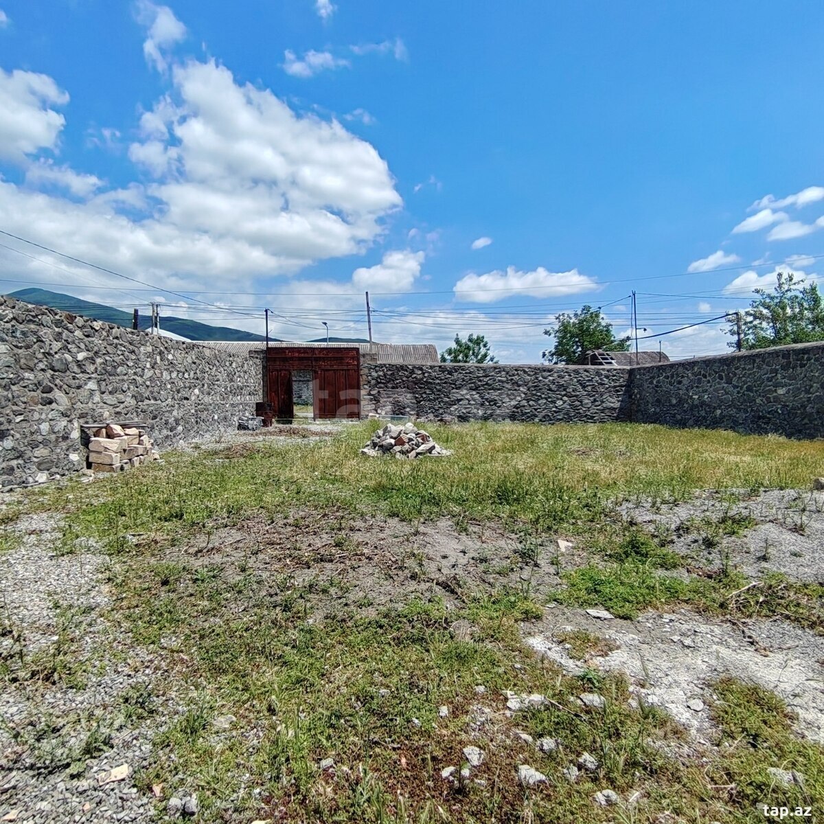 Həyət evi, Şəki ş. (3)