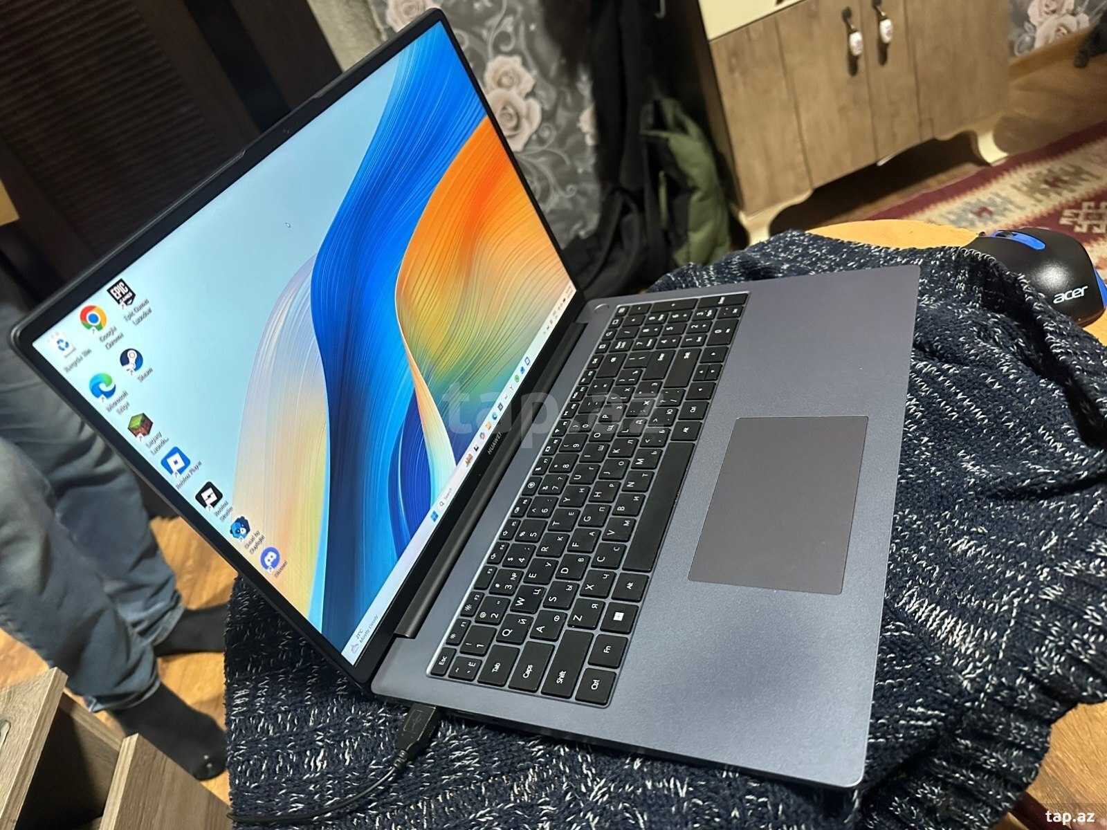Noutbuk Huawei (3)
