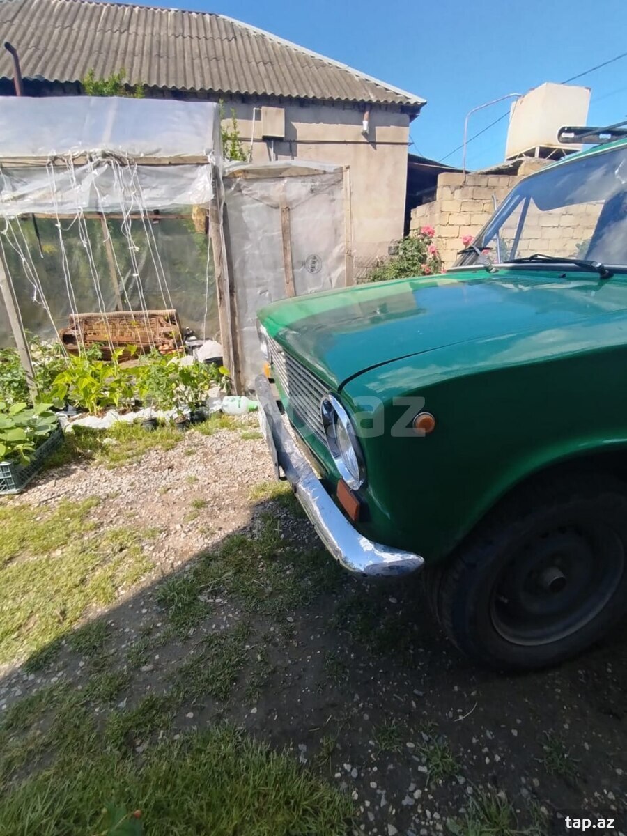 LADA (VAZ) 21011, 1976 il (9)