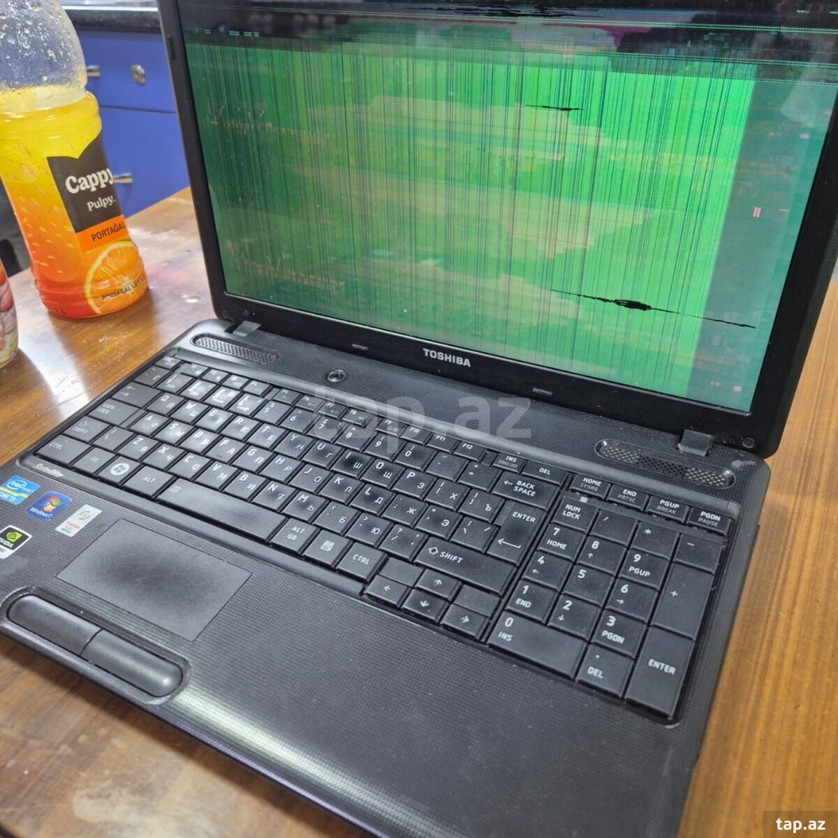 Noutbuk Toshiba (2)