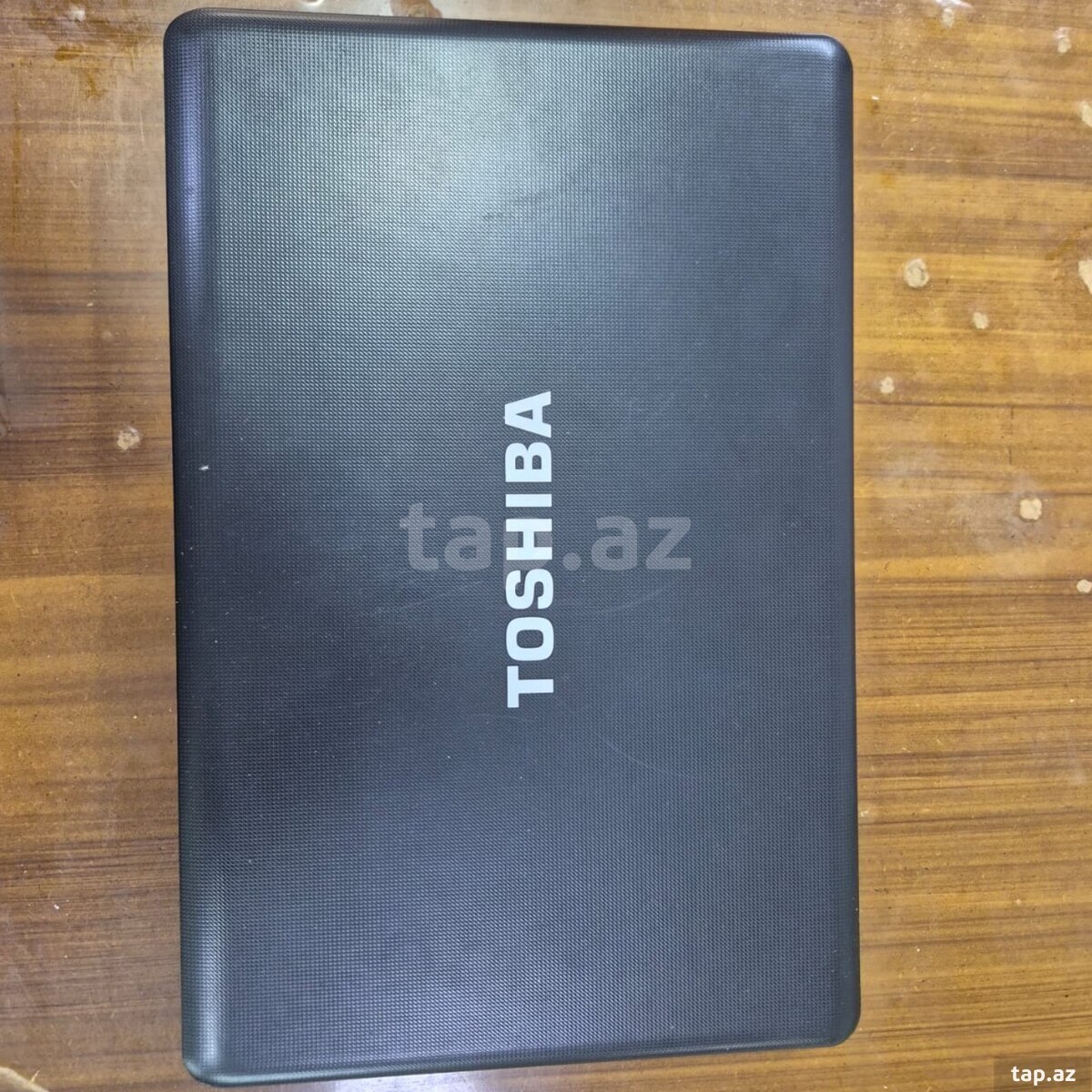 Noutbuk Toshiba (4)
