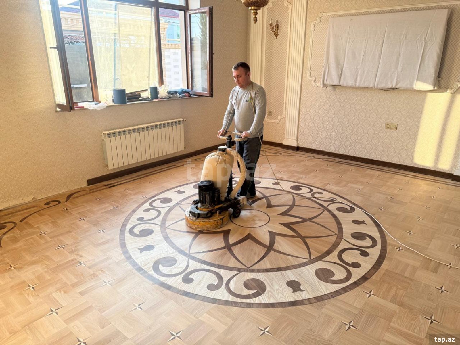 Parket və laminat ustası (35)