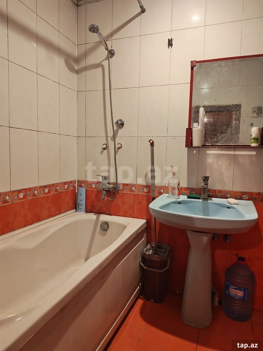 2-otaqlı mənzil kirayə verilir, 28 May m., 77 m² (4)