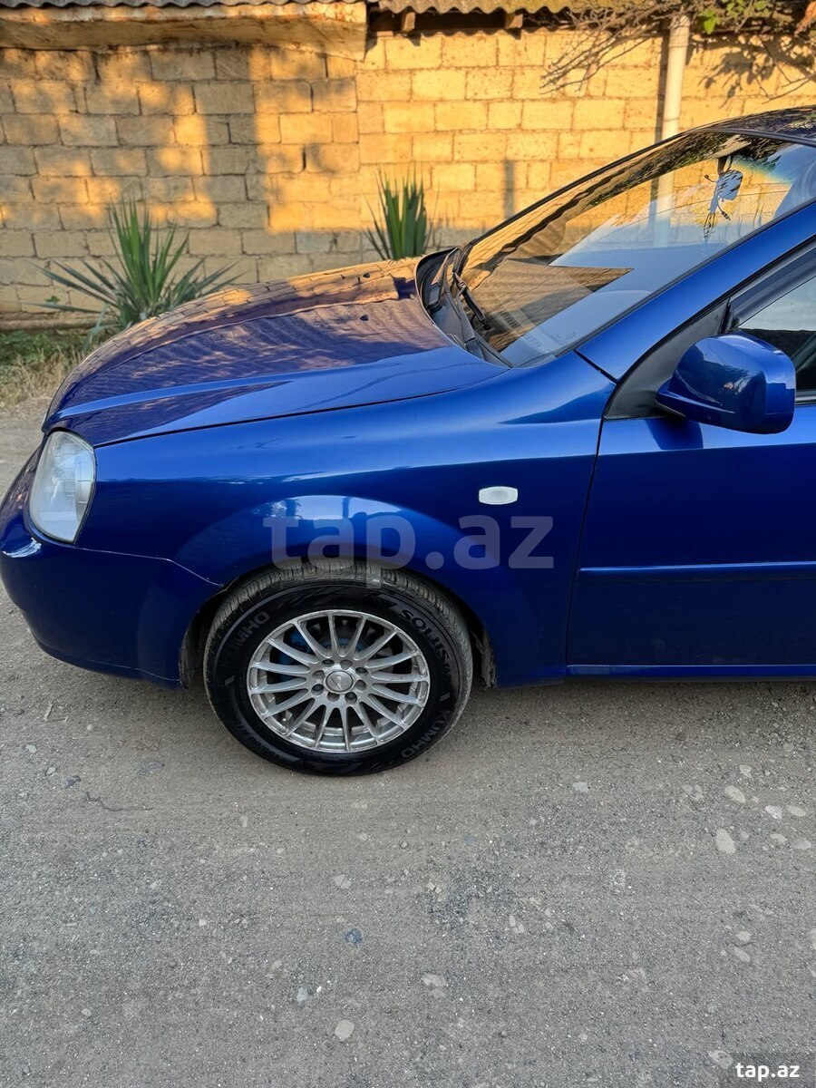 Chevrolet Lacetti, 2012 il (3)