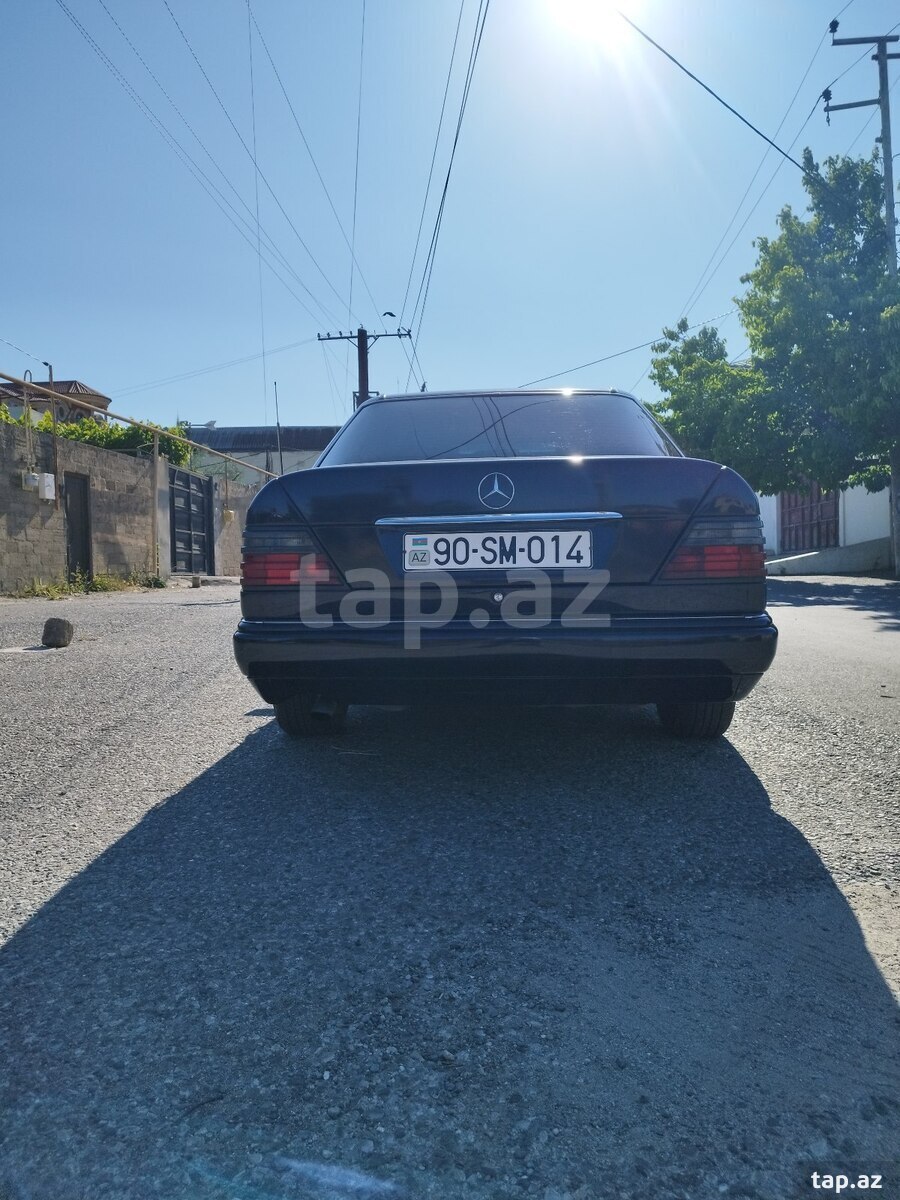 Mercedes E 200, 1993 il (3)