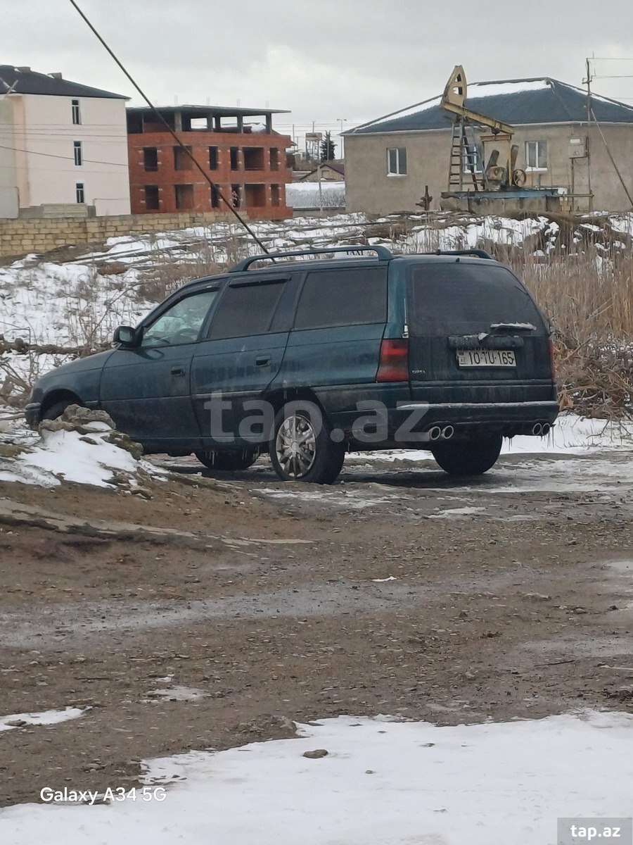 Opel Astra, 1997 il (2)