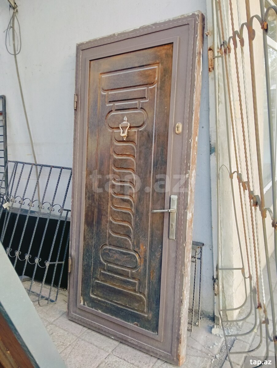 Dəmir qapı (39)