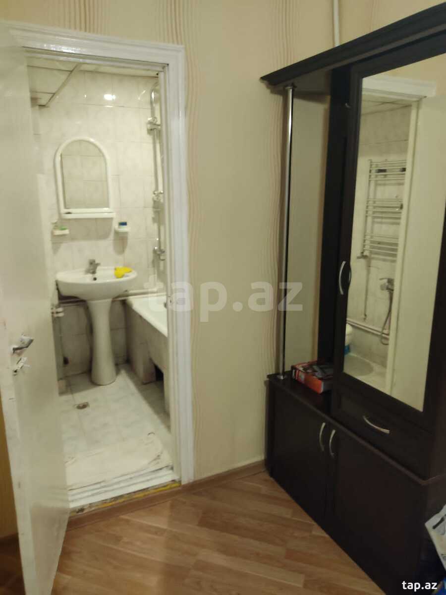 2-otaqlı mənzil kirayə verilir, E.Akademiyası m., 50 m² (9)