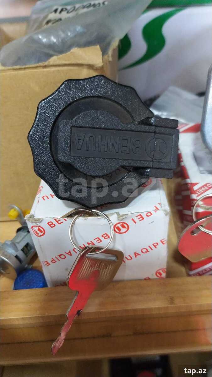 Isuzu yanacaq çənin qapağı
