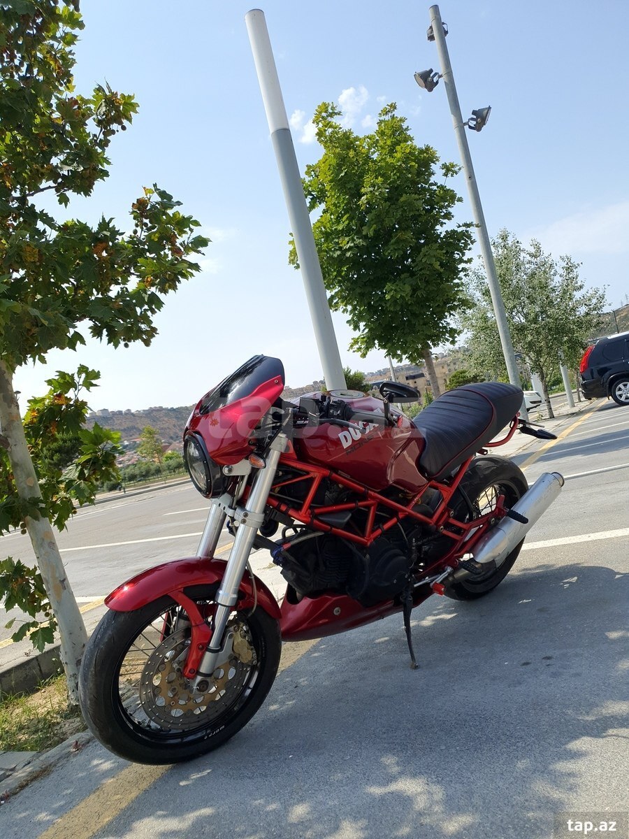Ducati Monster 600, 2002 il