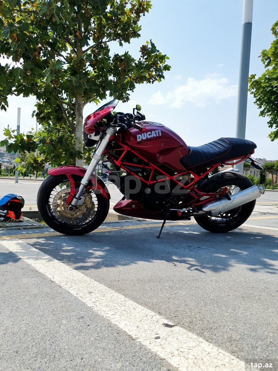 Ducati Monster 600, 2002 il (4)