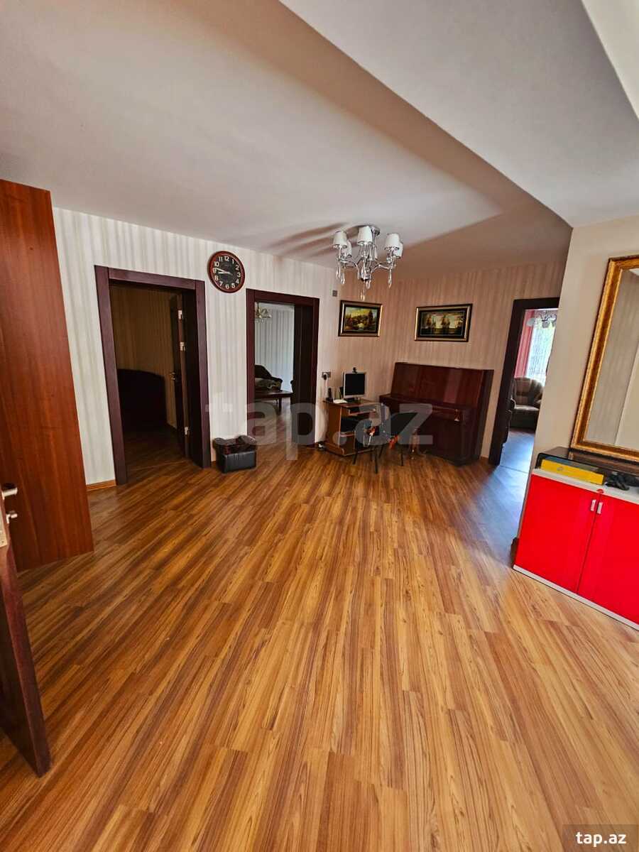 Villa, Novxanı qəs. (6)