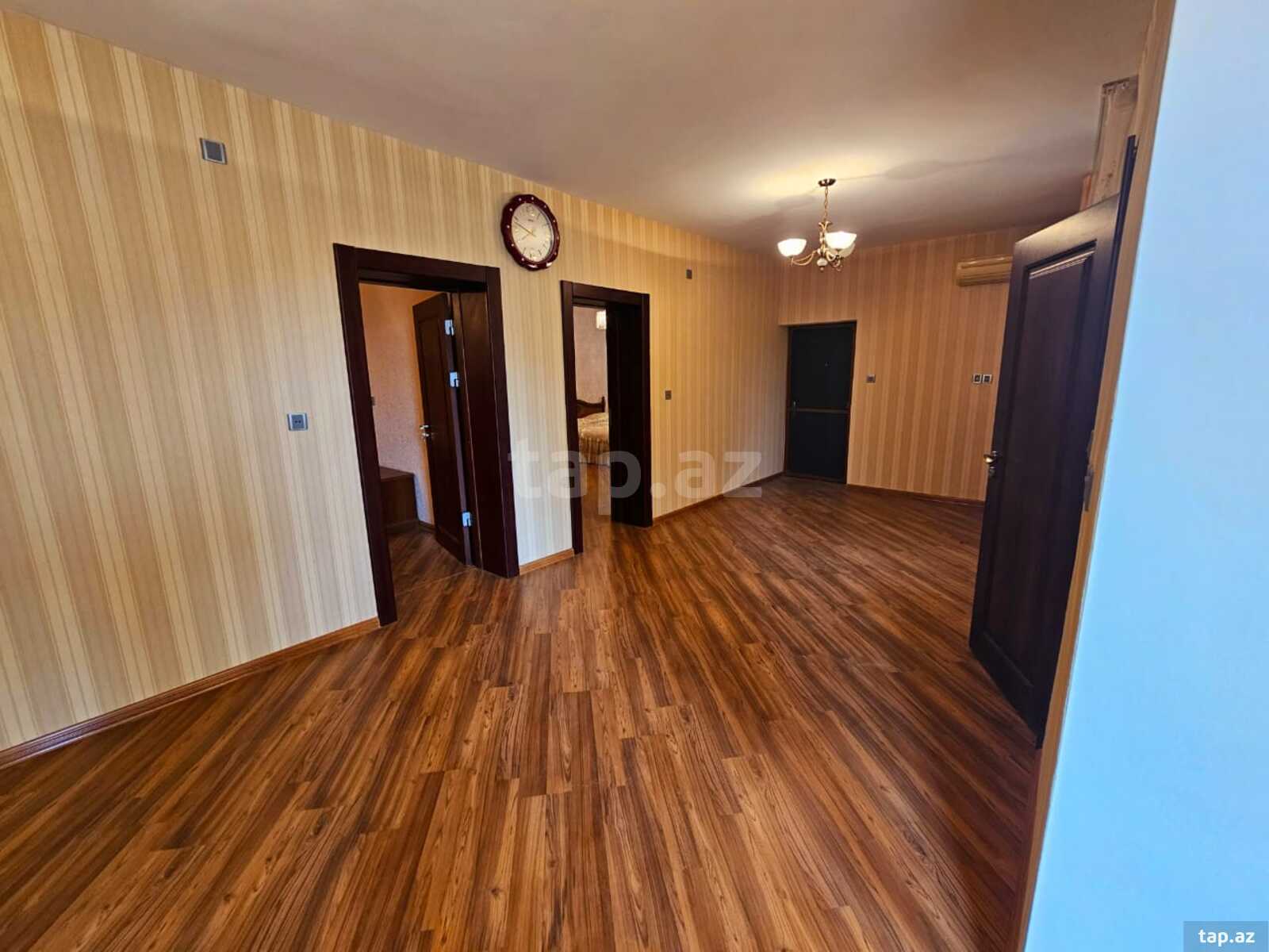 Villa, Novxanı qəs. (18)