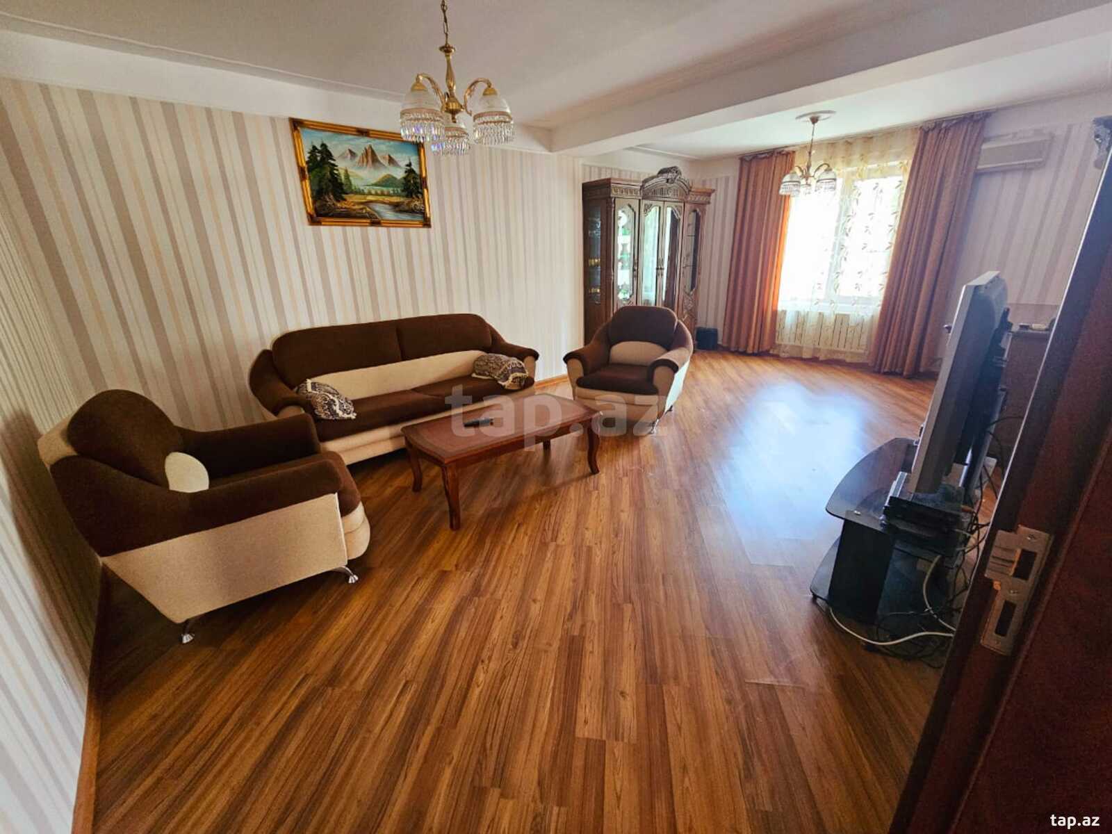 Villa, Novxanı qəs. (10)