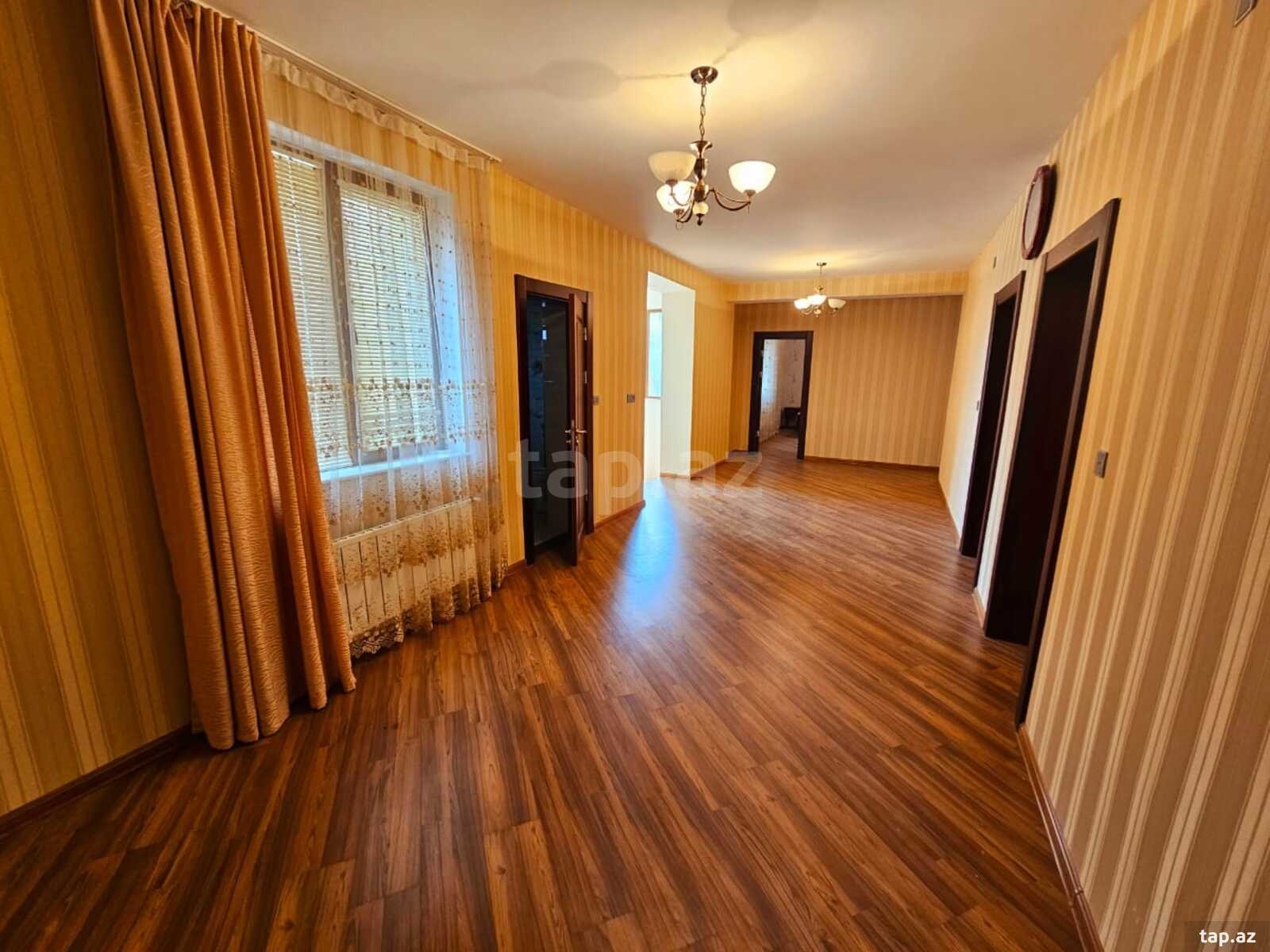 Villa, Novxanı qəs. (7)