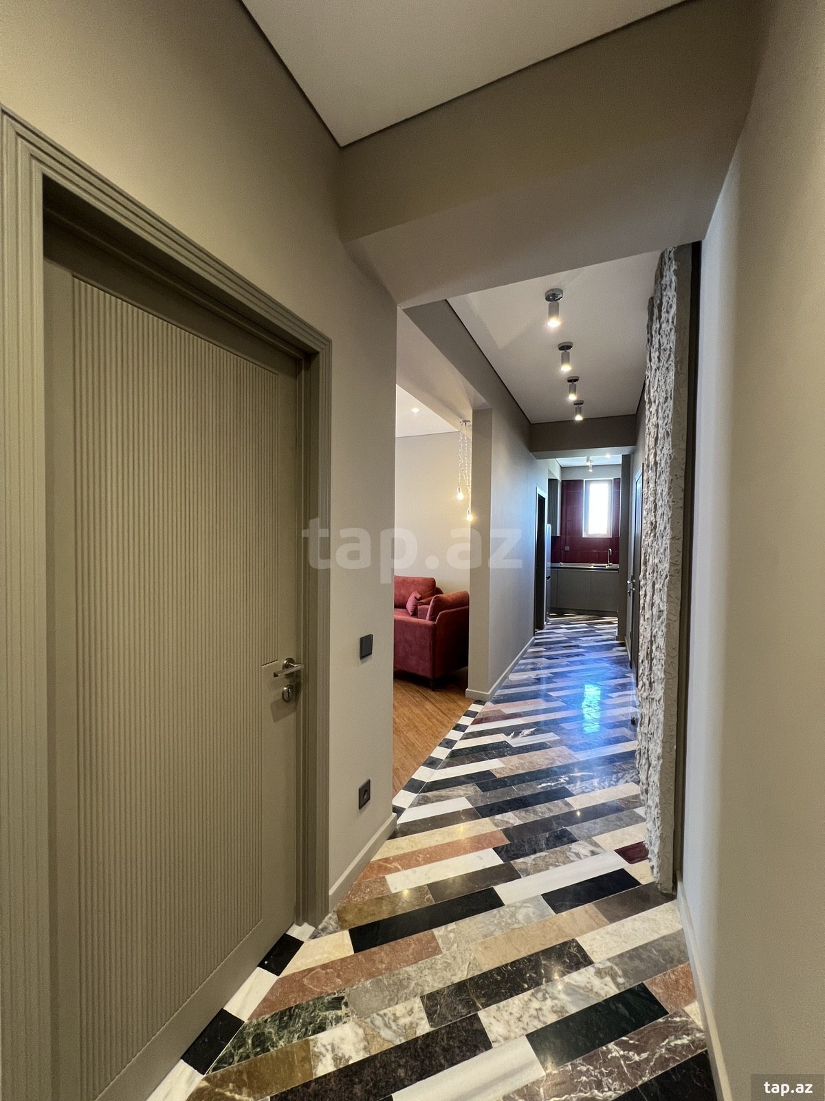 3 otaqlı mənzil kirayə verilir, Bakı
