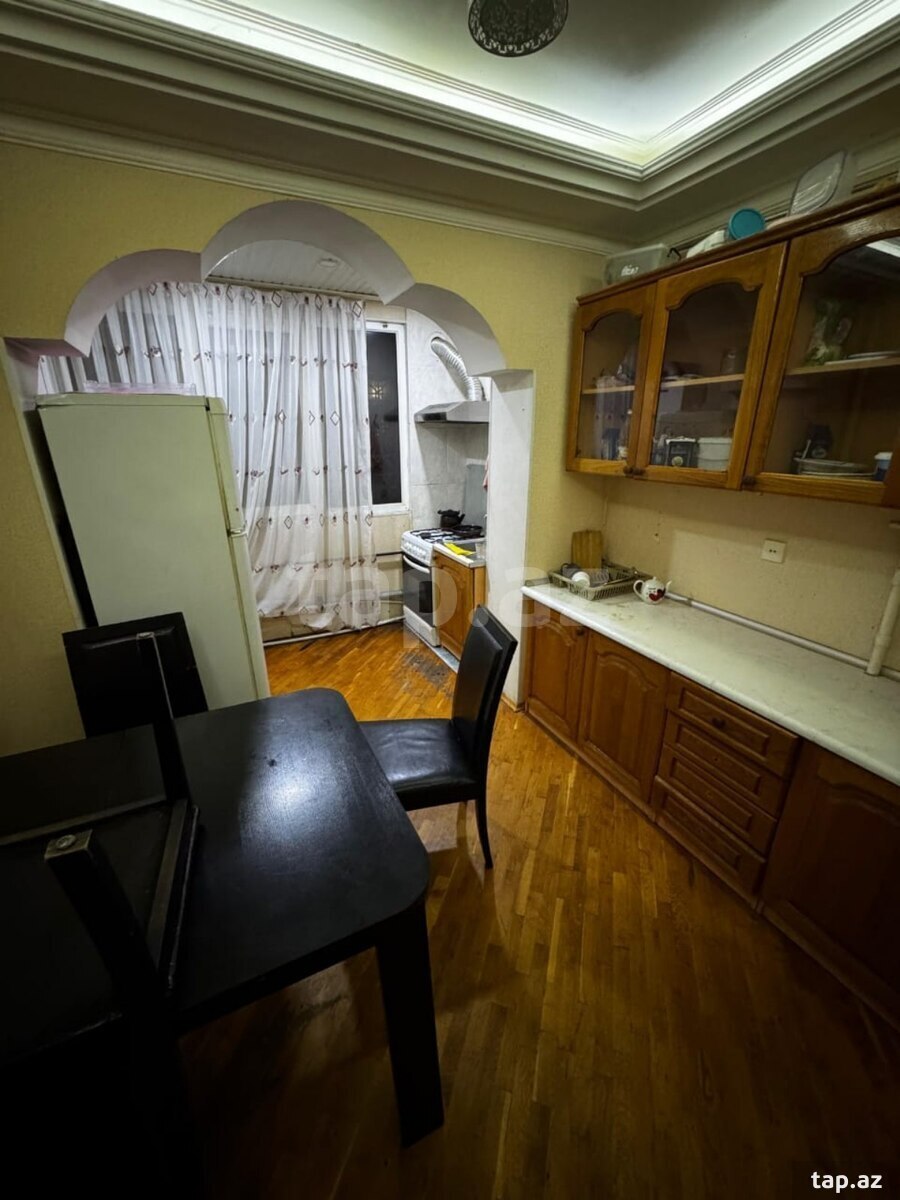 2-otaqlı mənzil kirayə verilir, Azadlıq pr., 80 m²