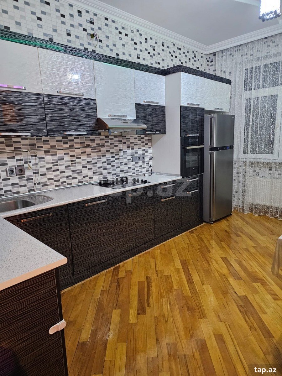 3-otaqlı yeni tikili kirayə verilir, Akim Abbasov küç., 140 m² (17)