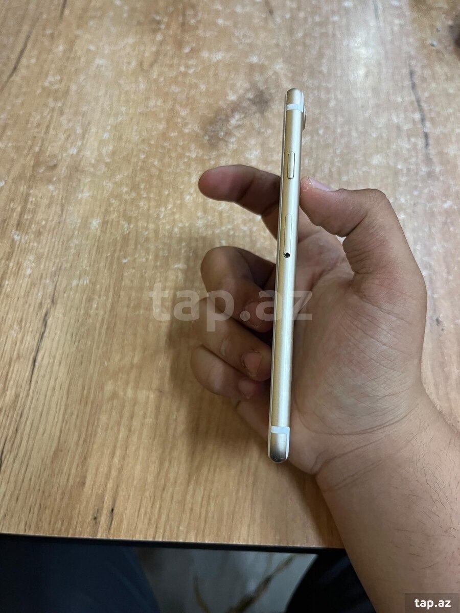 Apple iPhone 7 Gold 32GB (6)