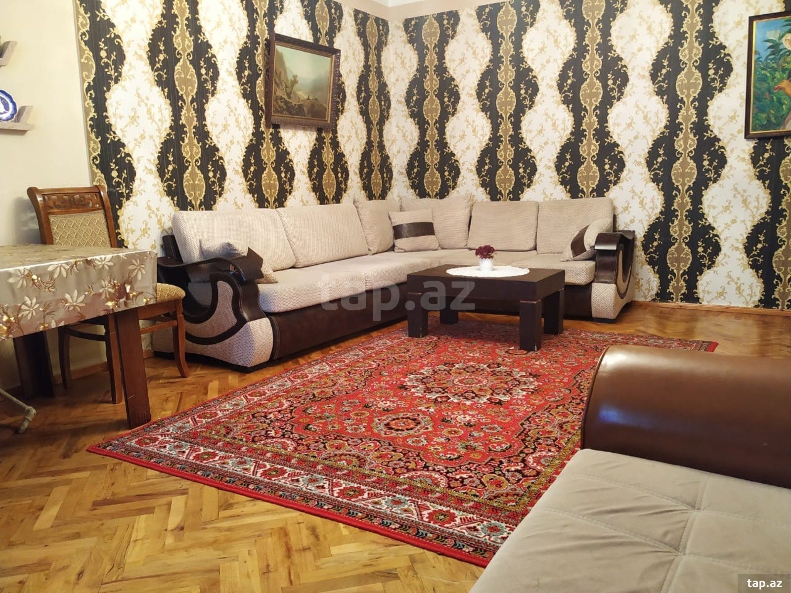 Künc divan (2)