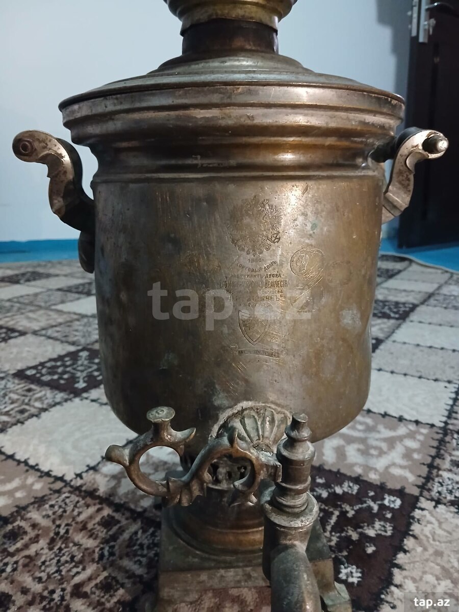 Antikvar Rusiya samovarı (Bataşev möhürlü)