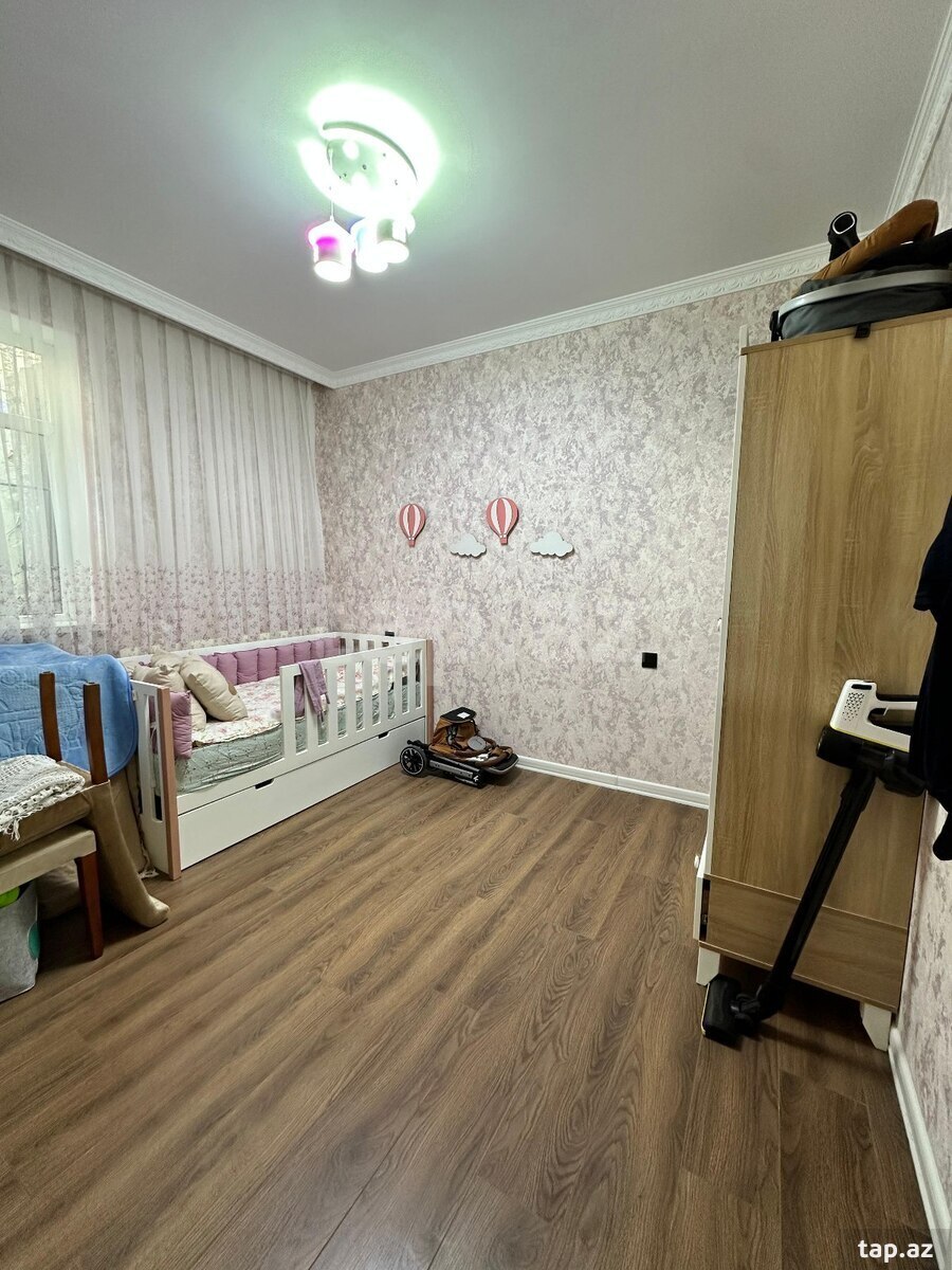 Həyət evi, Biləcəri qəs. (8)