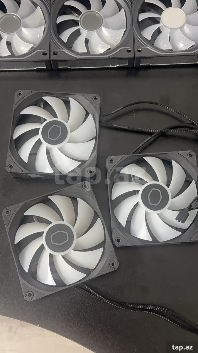 Cooler Master 360L Core AIO CPU Liquid Cooler (3)