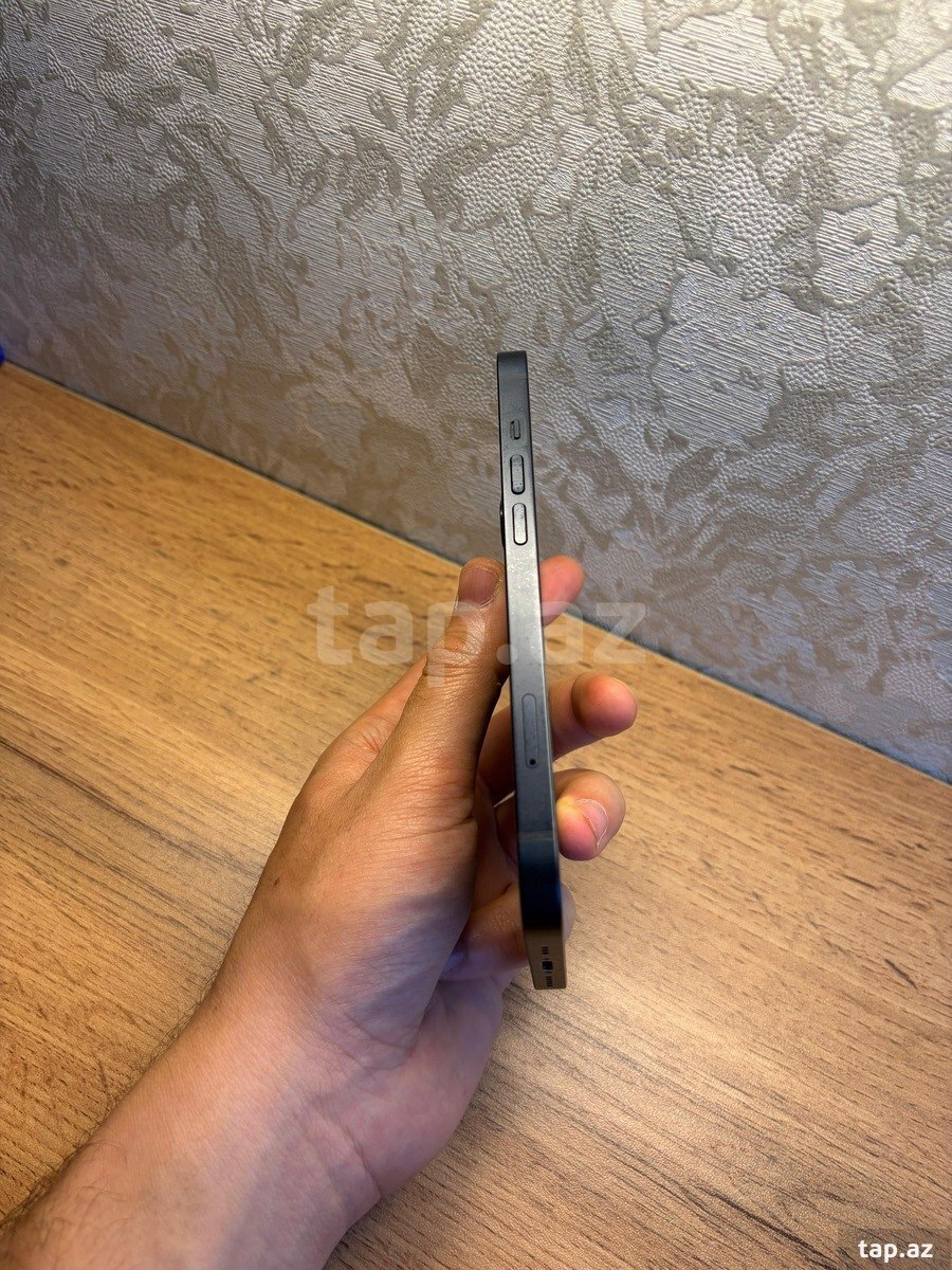 Apple iPhone 13 Midnight 128GB/4GB (7)
