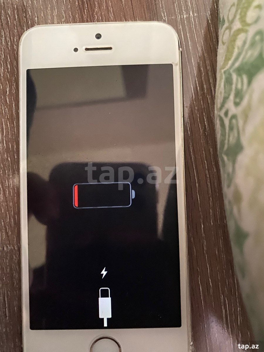 Apple iPhone 5S Gold 16GB (3)
