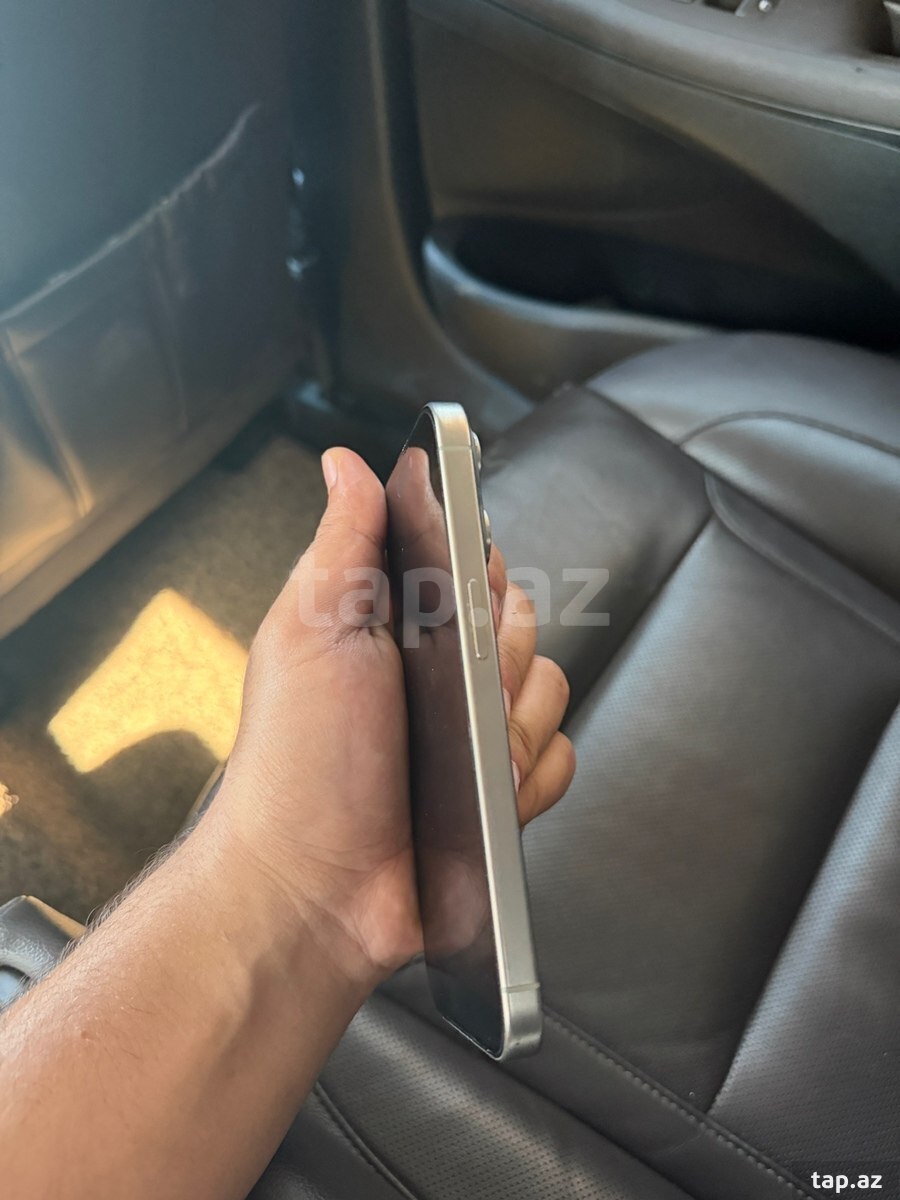 Apple iPhone 15 Pro Natural Titanium 256GB/8GB (3)