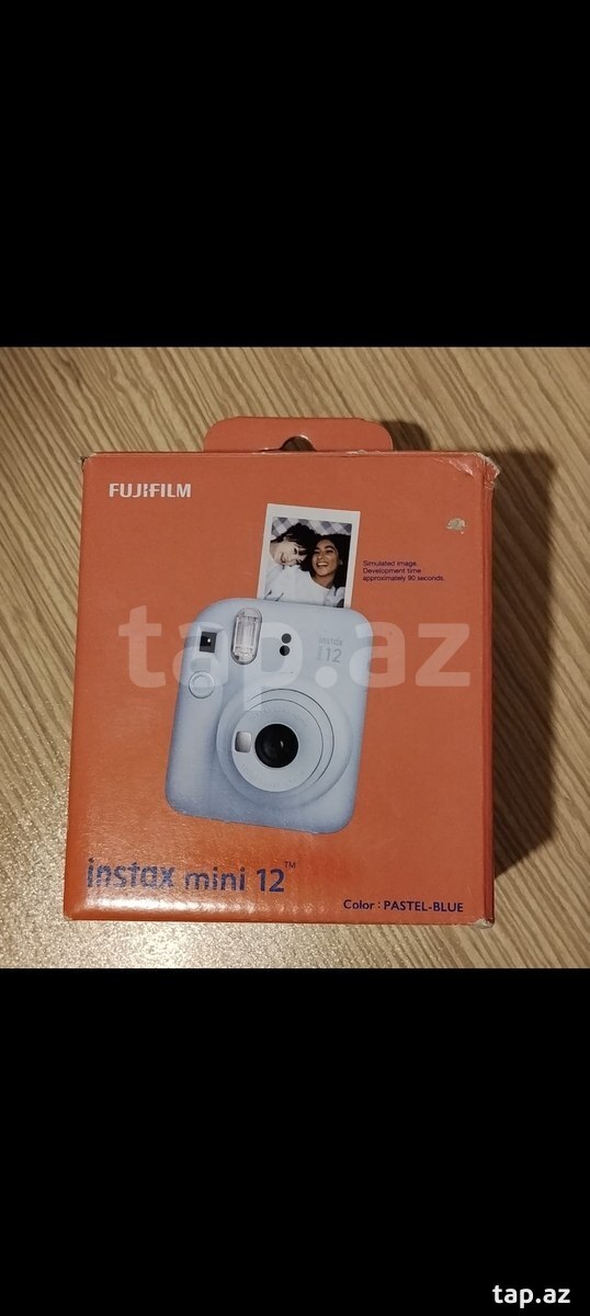 Fujifilm İnstax mini12