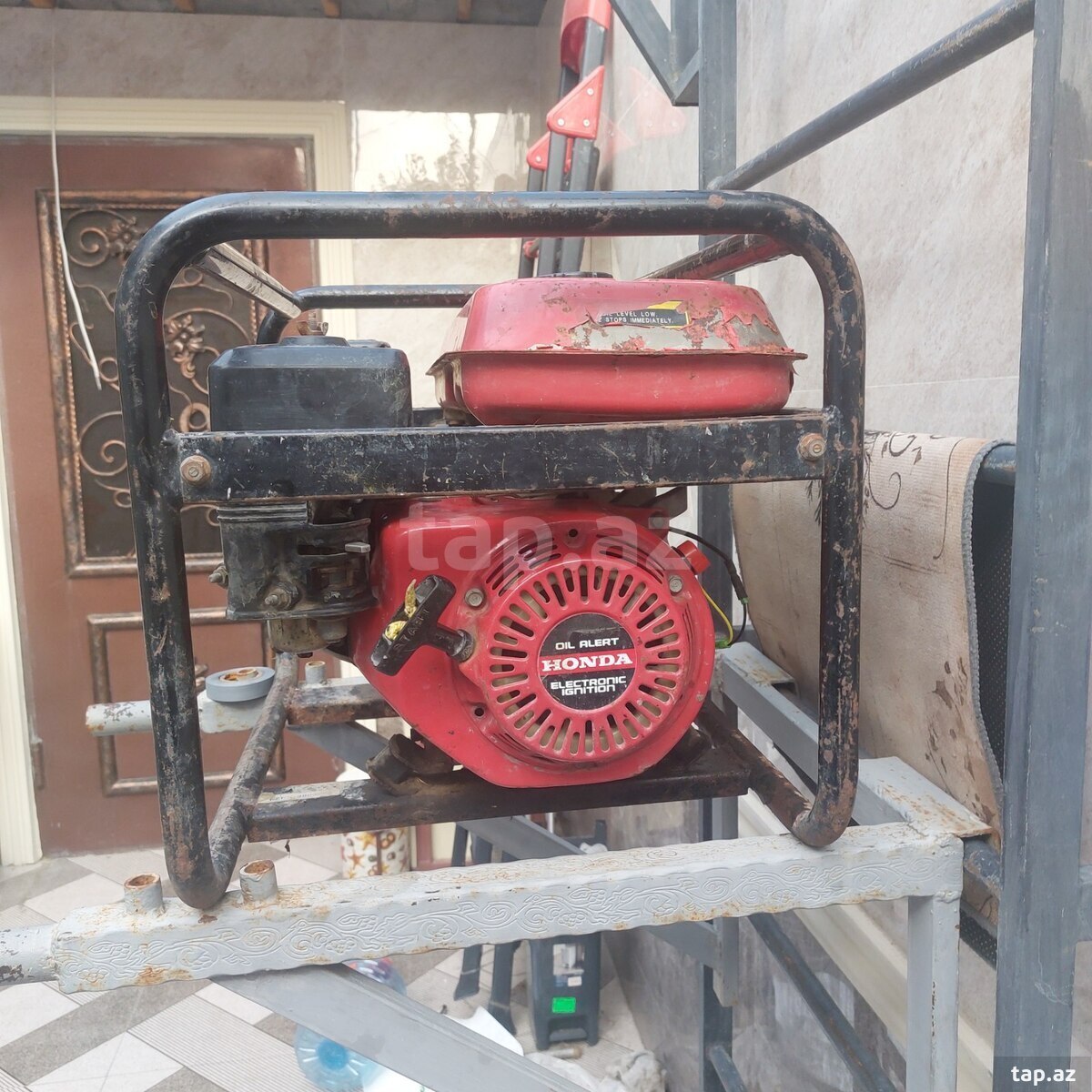 Generator (2)