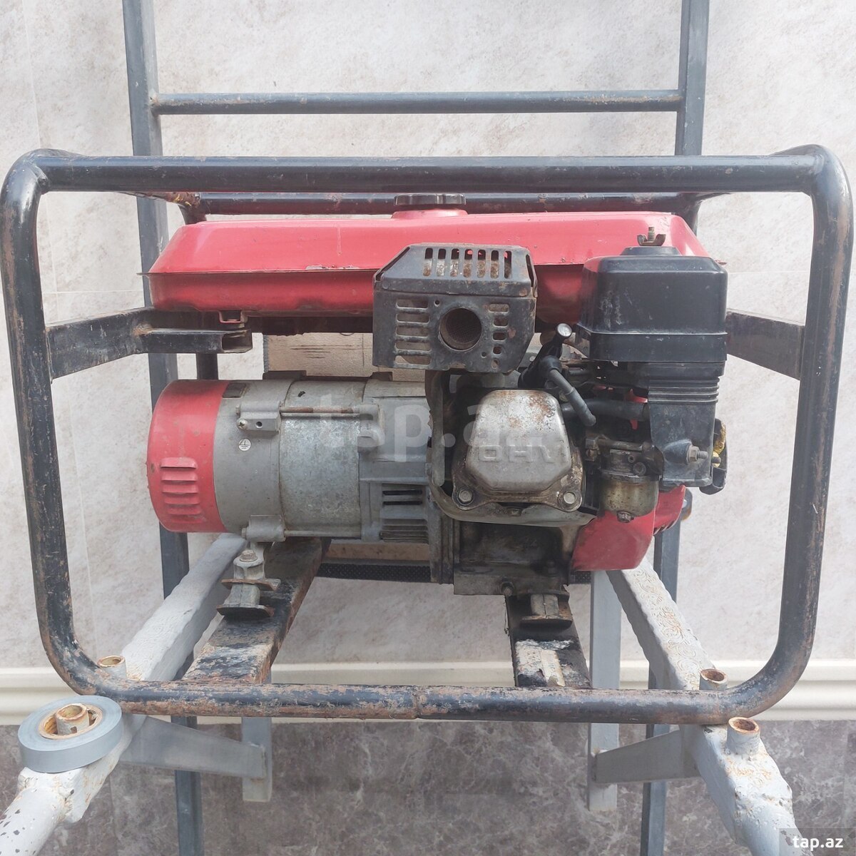 Generator (3)
