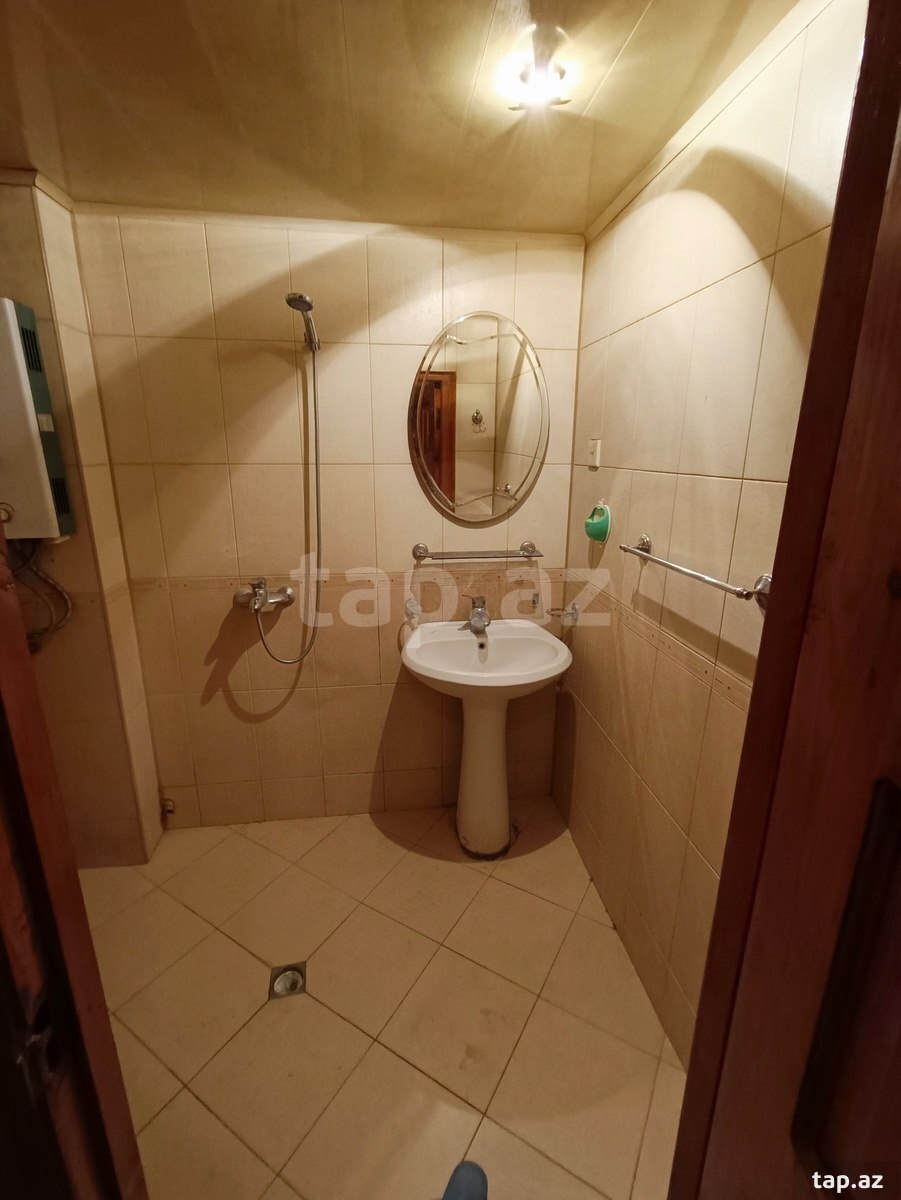 2-otaqlı yeni tikili, Mir Cəlal küç., 52 m² (4)