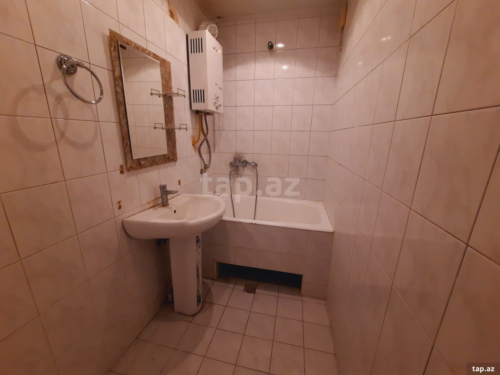 2-otaqlı mənzil kirayə verilir, Binəqədi r., 70 m² (16)