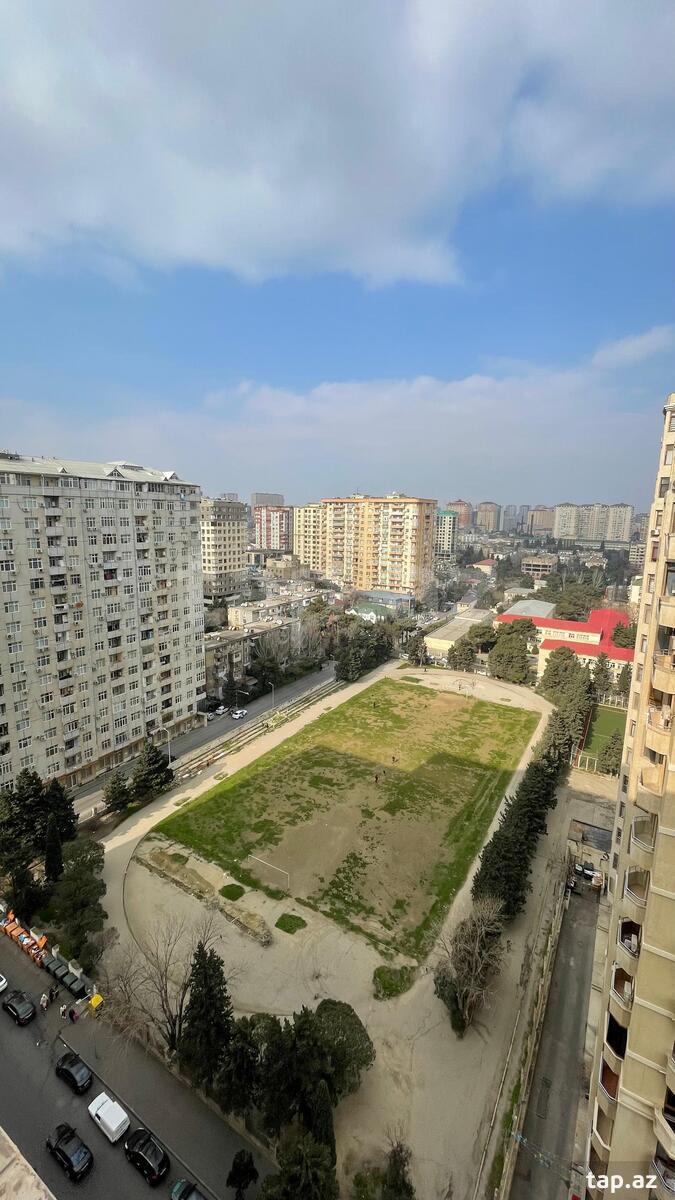 4-otaqlı yeni tikili, İnşaatçılar m., 130 m² (2)