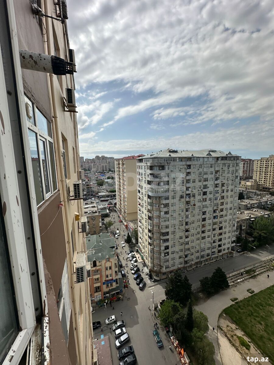 4-otaqlı yeni tikili, İnşaatçılar m., 130 m² (4)