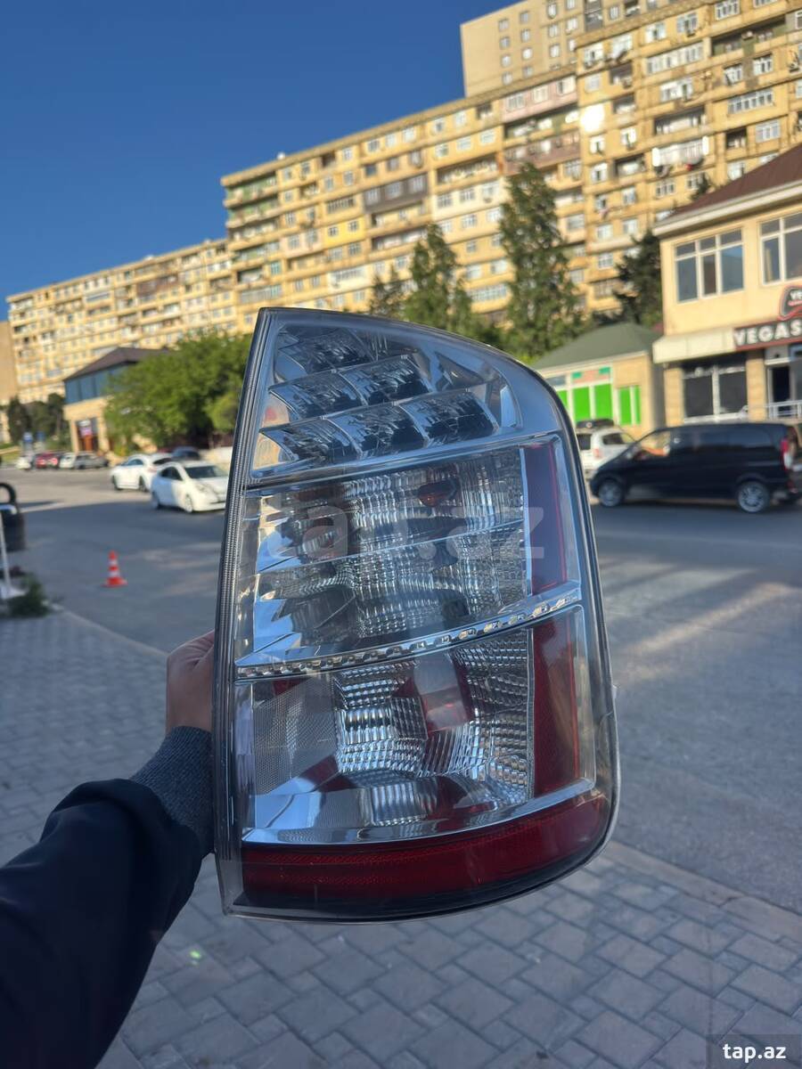 Toyota Prius stop işığı