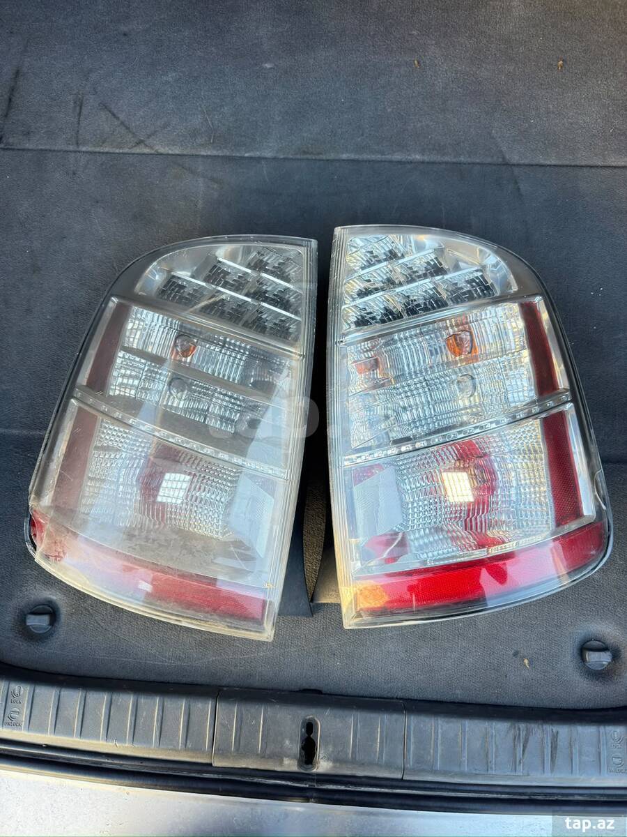 Toyota Prius stop işığı (3)
