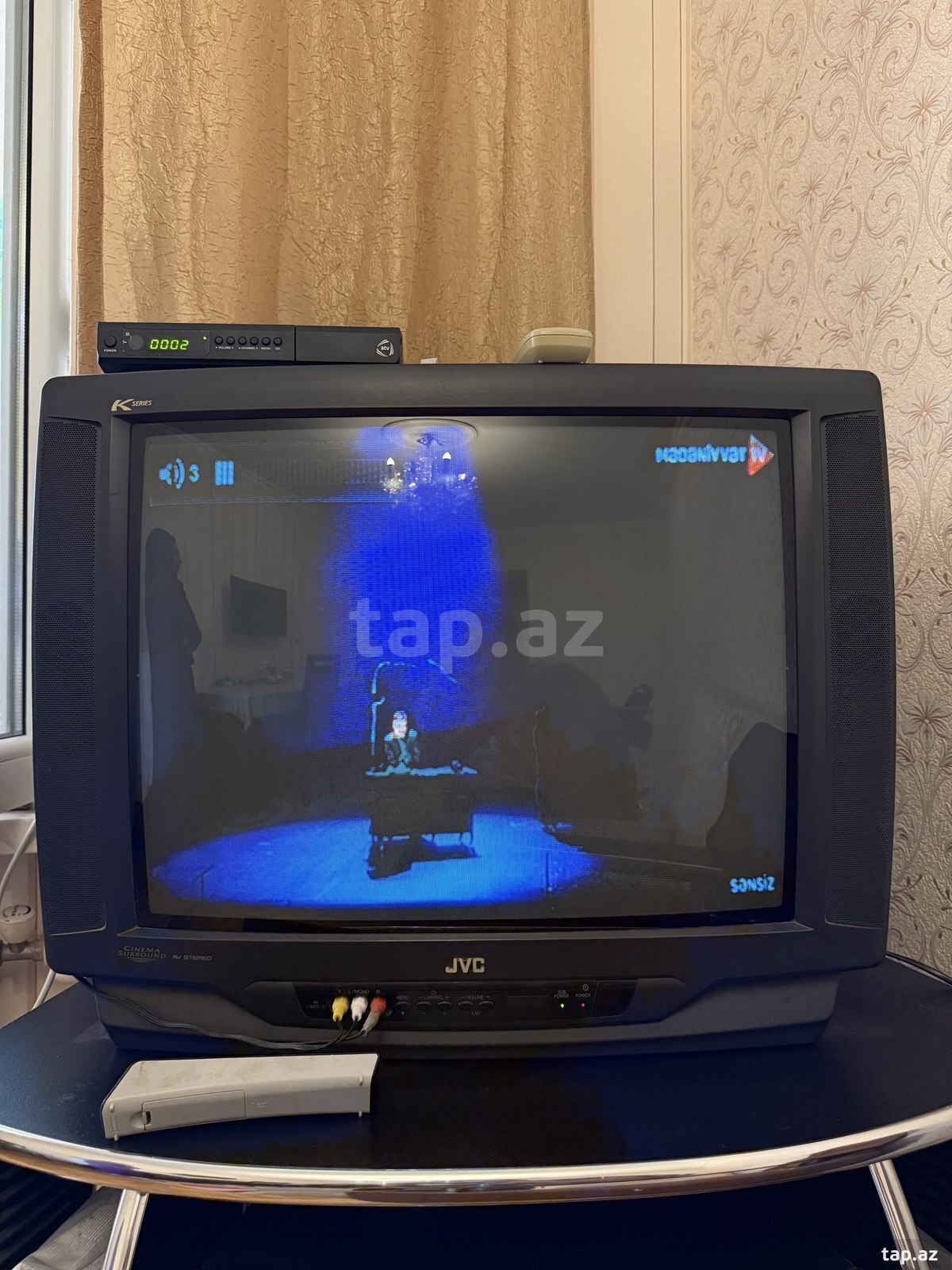 Televizor JVC  (3)