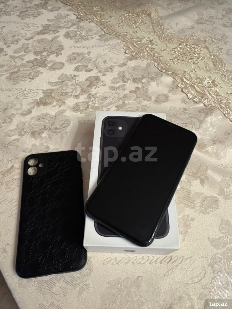 Apple iPhone 11 Black 64GB/4GB (2)